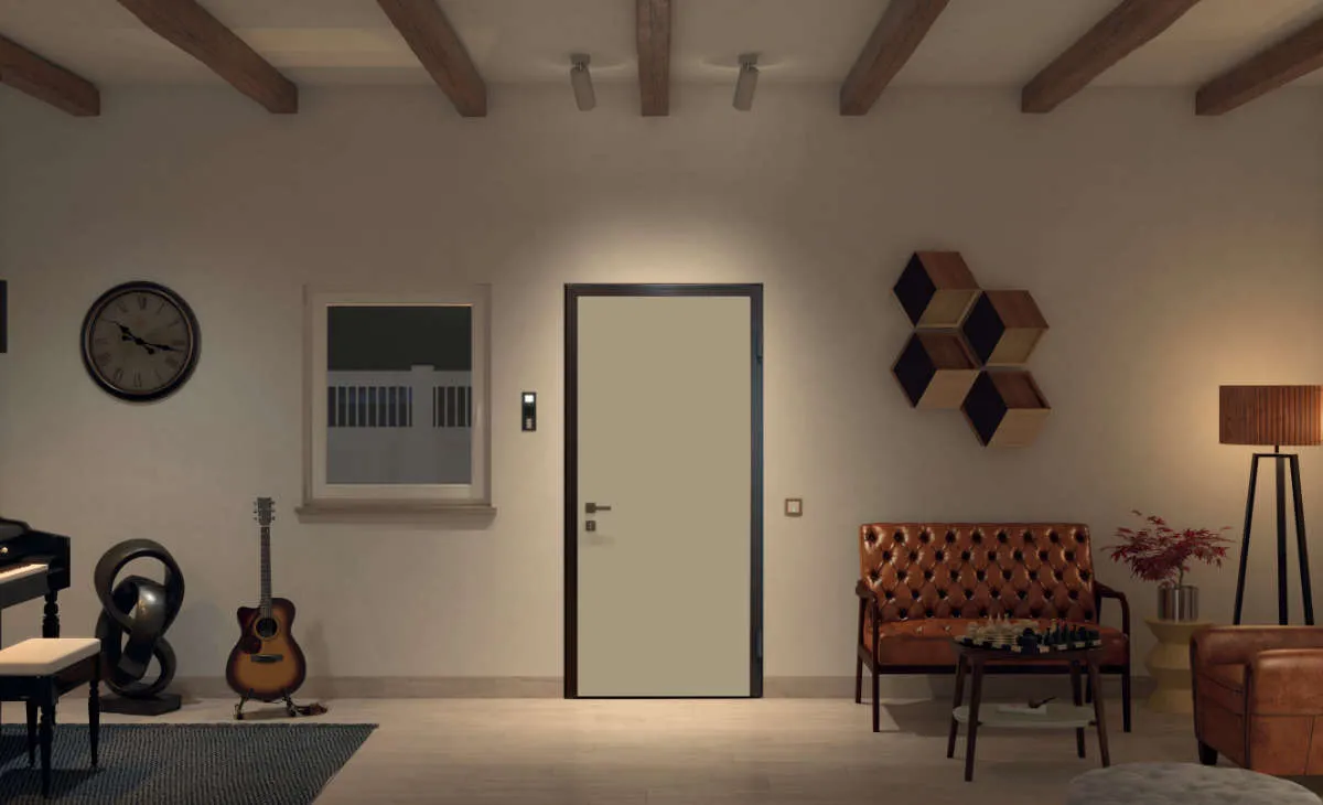 Porte blindée laquée beige dans un salon